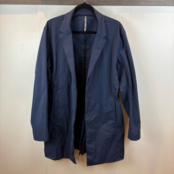 Arc’Teryx Veilance Navy Blue Doeln Men’s Jacket sz L Wind Water Resistant Light - Picture 3 of 12